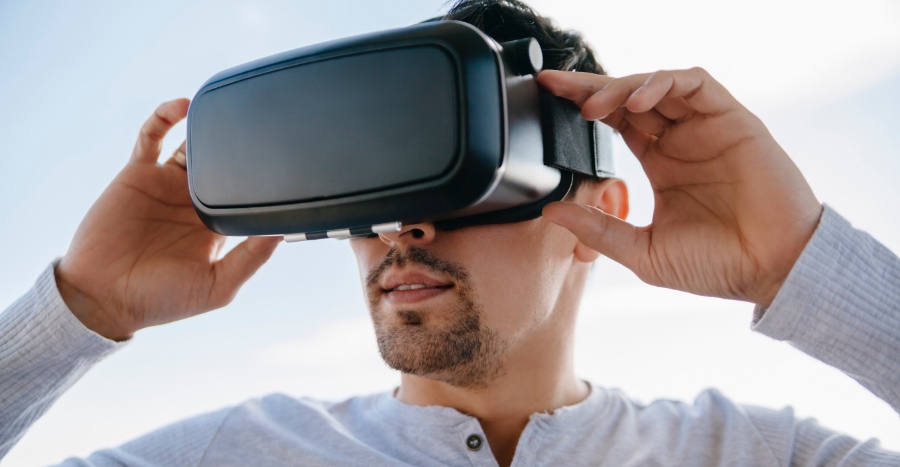Virtual Reality and Amazon Echo at Samsung event Inspire Bristol