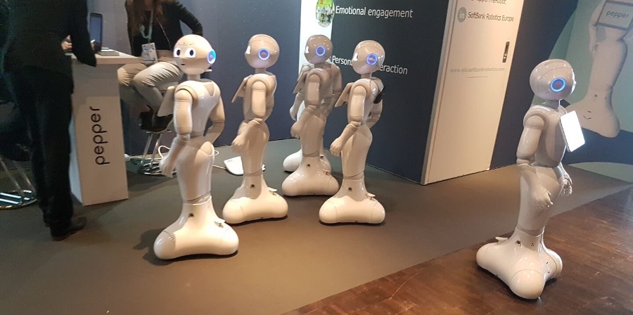 Softbank Robotics Pepper Robot Exhibition Pepper World Paris